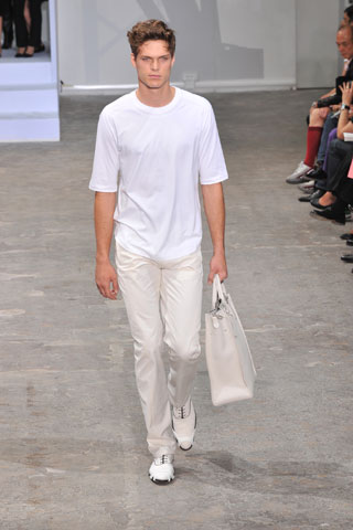 Louis Vuitton / - 2009